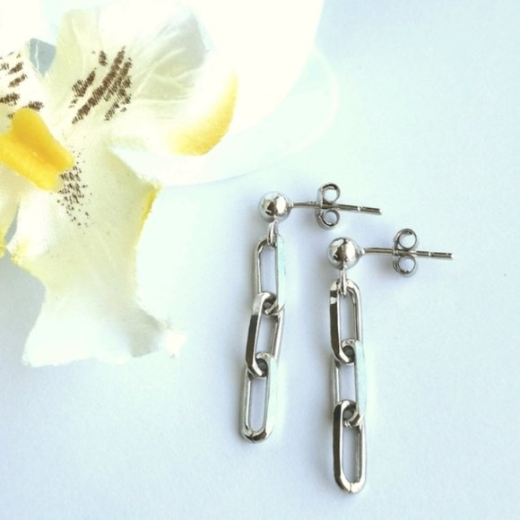 NWT Sterling Silver paperclip link dangle earrings - Picture 2 of 5